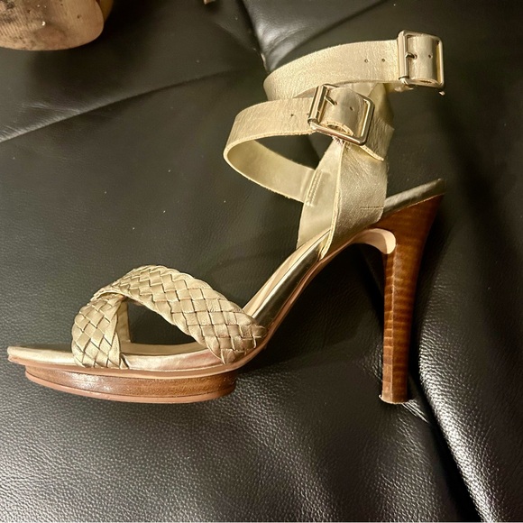 Marc Fisher gold sandals with 4.5 in. Heel. Comfortable platform. Ankle straps - Picture 3 of 5